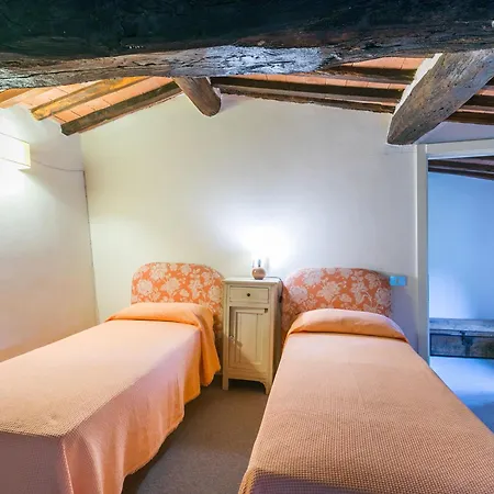 Holiday home Podere Piastriccio- Apt- Grande By Interhome