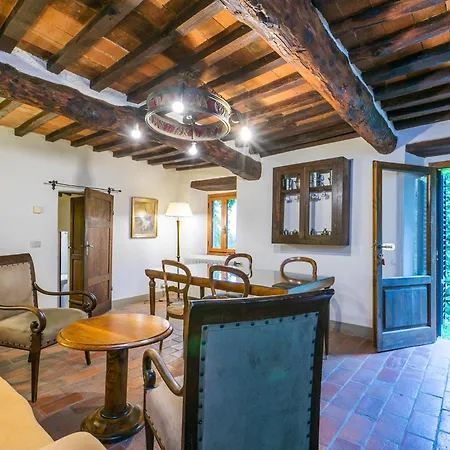 Holiday home Podere Piastriccio- Apt- Grande By Interhome